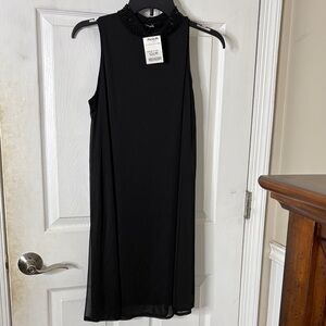 Chic Black Sleeveless Midi Dress
